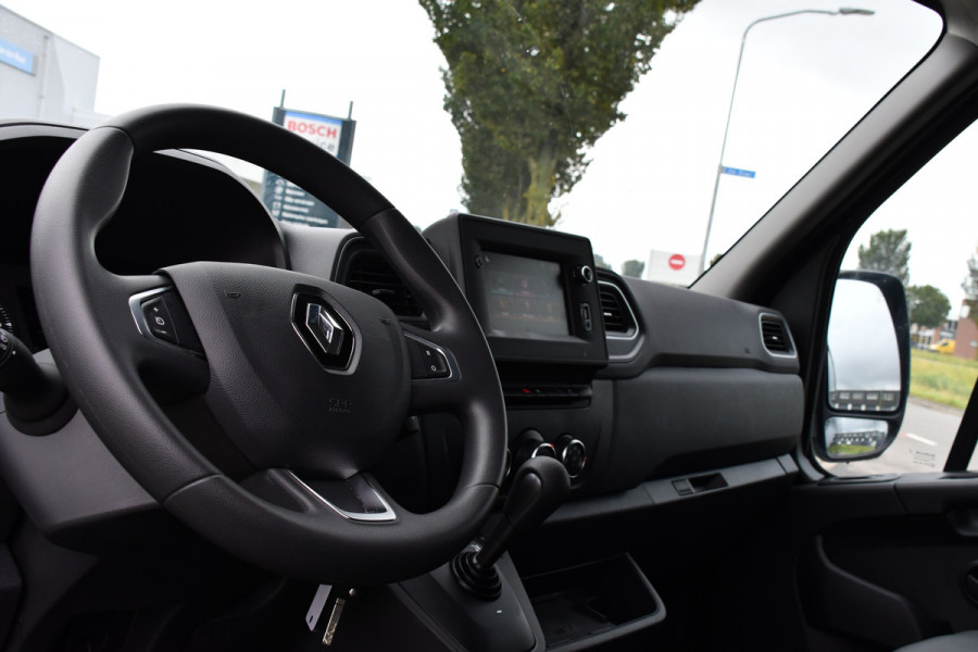 Renault Master T35 2.3 dCi 180 L2H2 Black Edition Camera, Cruise, Carplay, 2 x Schuifdeur, 180pk, Automaat, Trekhaak, Multimedia, Uniek!