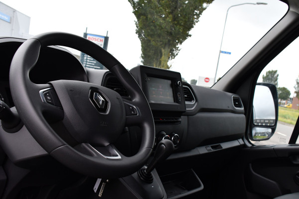 Renault Master T35 2.3 dCi 180 L2H2 Black Edition Camera, Cruise, Carplay, 2 x Schuifdeur, 180pk, Automaat, Trekhaak, Multimedia, Uniek!