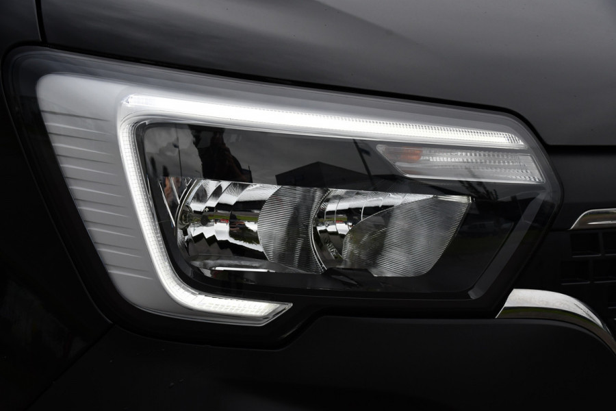 Renault Master T35 2.3 dCi 180 L2H2 Black Edition Camera, Cruise, Carplay, 2 x Schuifdeur, 180pk, Automaat, Trekhaak, Multimedia, Uniek!