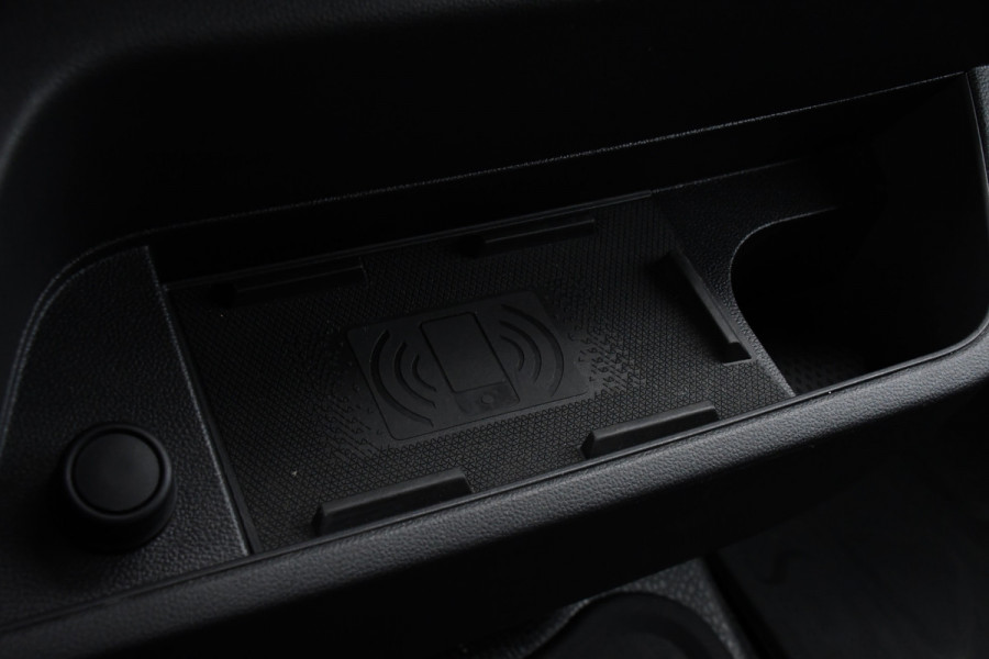 Renault Master T35 2.3 dCi 180 L2H2 Black Edition Camera, Cruise, Carplay, 2 x Schuifdeur, 180pk, Automaat, Trekhaak, Multimedia, Uniek!