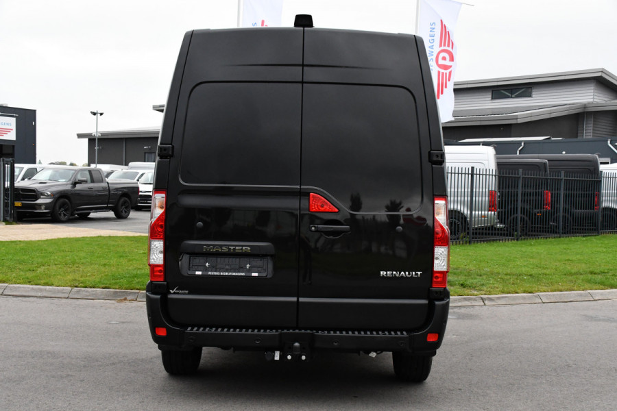 Renault Master T35 2.3 dCi 180 L2H2 Black Edition Camera, Cruise, Carplay, 2 x Schuifdeur, 180pk, Automaat, Trekhaak, Multimedia, Uniek!