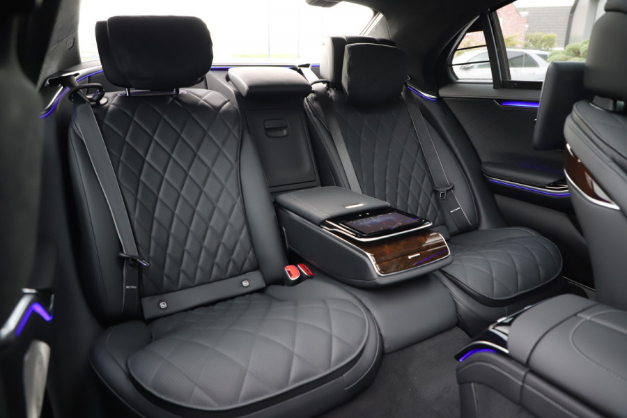 Mercedes-Benz S-Klasse 450e AMG | 408PK | Head-up | Entertainment | Luchtvering | Achterasbesturing | Massage | Digital-light | Keyles-go | 2024.