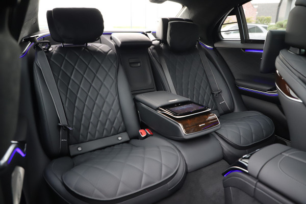 Mercedes-Benz S-Klasse 450e AMG | 408PK | Head-up | Entertainment | Luchtvering | Achterasbesturing | Massage | Digital-light | Keyles-go | 2024.