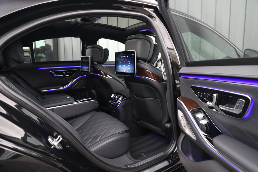 Mercedes-Benz S-Klasse 450e AMG | 408PK | Head-up | Entertainment | Luchtvering | Achterasbesturing | Massage | Digital-light | Keyles-go | 2024.