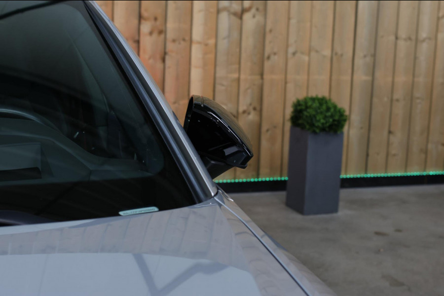 Audi A6 Avant 55 TFSI e Quattro S-Line *Pano*RS-Stoelen*360 Camera*Trekhaak*