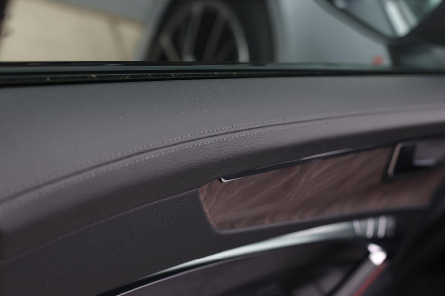 Audi A6 Avant 55 TFSI e Quattro S-Line *Pano*RS-Stoelen*360 Camera*Trekhaak*