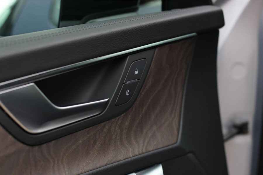 Audi A6 Avant 55 TFSI e Quattro S-Line *Pano*RS-Stoelen*360 Camera*Trekhaak*