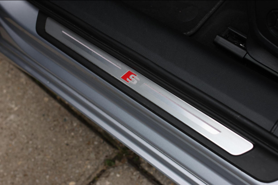 Audi A6 Avant 55 TFSI e Quattro S-Line *Pano*RS-Stoelen*360 Camera*Trekhaak*