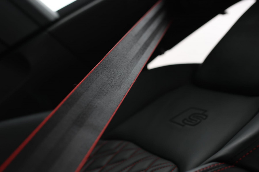 Audi A6 Avant 55 TFSI e Quattro S-Line *Pano*RS-Stoelen*360 Camera*Trekhaak*