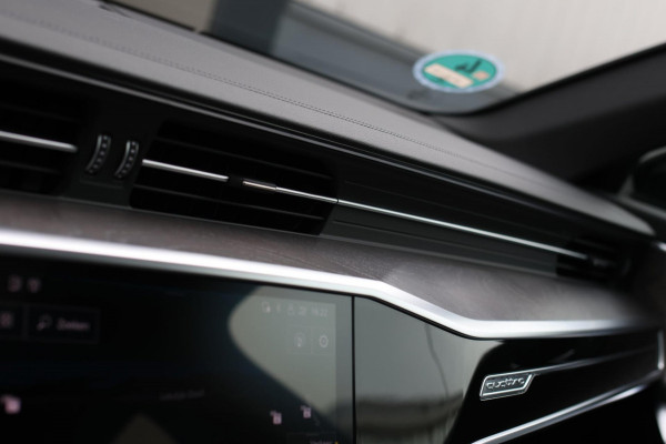 Audi A6 Avant 55 TFSI e Quattro S-Line *Pano*RS-Stoelen*360 Camera*Trekhaak*