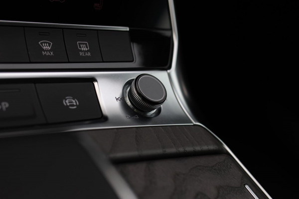 Audi A6 Avant 55 TFSI e Quattro S-Line *Pano*RS-Stoelen*360 Camera*Trekhaak*