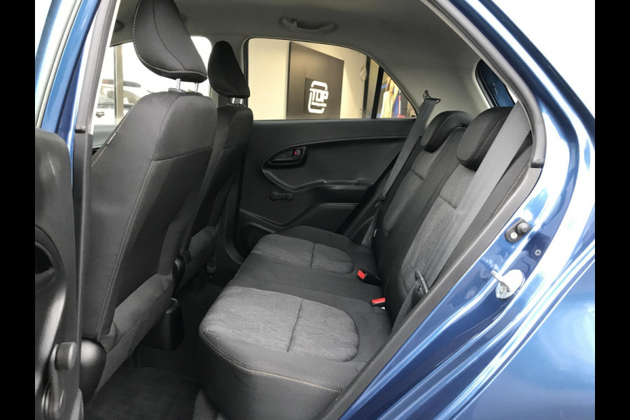 Kia Picanto 1.0 EconomyPlusLine Navigator Kia Picanto 1.0 EconomyPlusLine Navigator