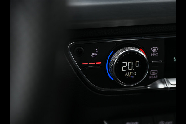 Audi Q5 2.0 TFSI QUATTRO LAUNCH EDITION | NL-AUTO | KEYLESS | TREKHAAK | AMBIANCE INTERIEUR | S-LINE | BLACK-OPTIC | 360 CAMERA | VIRTUA Audi Q5 2.0 TFSI QUATTRO LAUNCH EDITION | NL-AUTO | KEYLESS | TREKHAAK | AMBIANCE INTERIEUR | S-LINE | BLACK-OPTIC | 360 CAMERA | VIRTUA