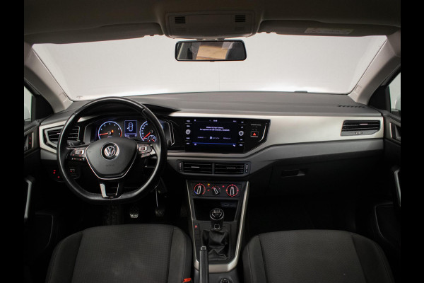 Volkswagen Polo 1.0 TSI Comfortline Sport (APPLE CARPLAY,NAVI,ADAPTIVE CRUISE,LED,DAB,SPORTSTOELEN,LM VELGEN,NETTE STAAT) Volkswagen Polo 1.0 TSI Comfortline Sport (APPLE CARPLAY,NAVI,ADAPTIVE CRUISE,LED,DAB,SPORTSTOELEN,LM VELGEN,NETTE STAAT)