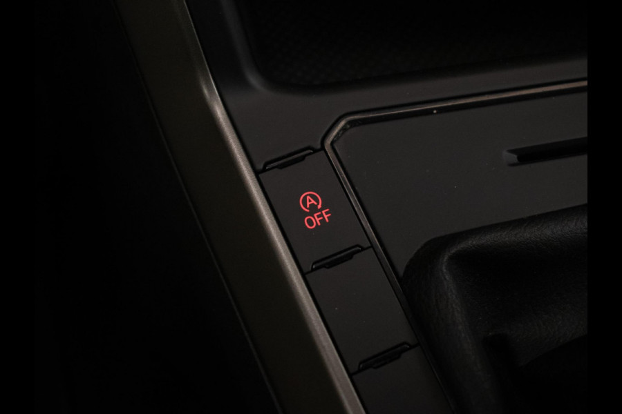 Volkswagen Polo 1.0 TSI Comfortline Sport (APPLE CARPLAY,NAVI,ADAPTIVE CRUISE,LED,DAB,SPORTSTOELEN,LM VELGEN,NETTE STAAT) Volkswagen Polo 1.0 TSI Comfortline Sport (APPLE CARPLAY,NAVI,ADAPTIVE CRUISE,LED,DAB,SPORTSTOELEN,LM VELGEN,NETTE STAAT)