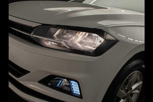 Volkswagen Polo 1.0 TSI Comfortline Sport (APPLE CARPLAY,NAVI,ADAPTIVE CRUISE,LED,DAB,SPORTSTOELEN,LM VELGEN,NETTE STAAT) Volkswagen Polo 1.0 TSI Comfortline Sport (APPLE CARPLAY,NAVI,ADAPTIVE CRUISE,LED,DAB,SPORTSTOELEN,LM VELGEN,NETTE STAAT)