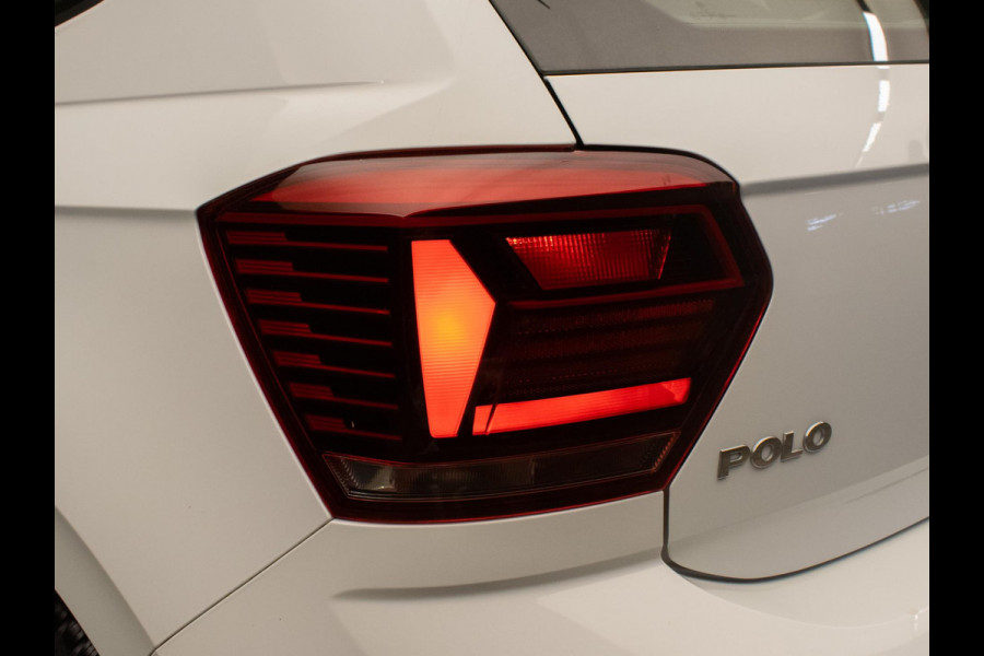 Volkswagen Polo 1.0 TSI Comfortline Sport (APPLE CARPLAY,NAVI,ADAPTIVE CRUISE,LED,DAB,SPORTSTOELEN,LM VELGEN,NETTE STAAT) Volkswagen Polo 1.0 TSI Comfortline Sport (APPLE CARPLAY,NAVI,ADAPTIVE CRUISE,LED,DAB,SPORTSTOELEN,LM VELGEN,NETTE STAAT)