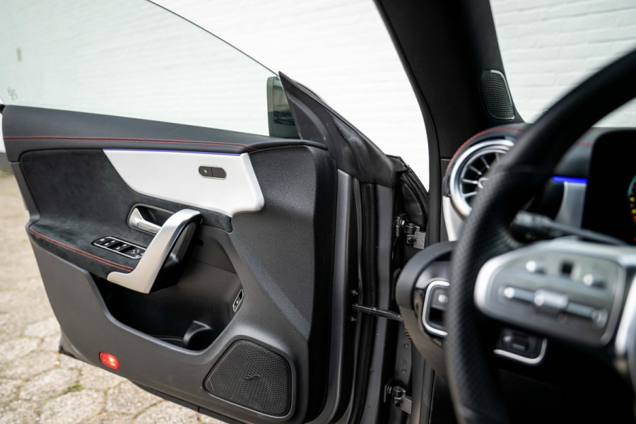 Mercedes-Benz CLA-Klasse Shooting Brake 250 e AMG ACC HuD Panorama Multibeam MANUFAKTUR Mercedes-Benz CLA-Klasse Shooting Brake 250 e AMG ACC HuD Panorama Multibeam MANUFAKTUR