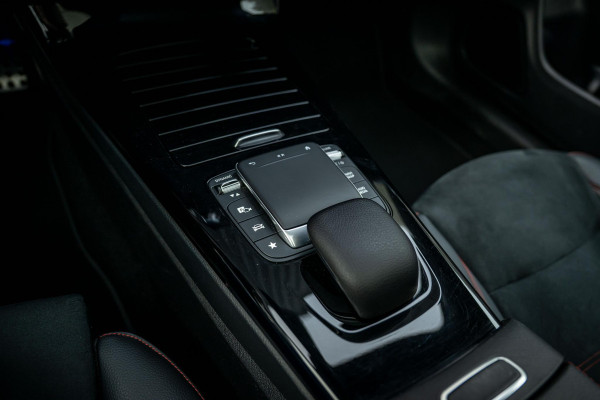 Mercedes-Benz CLA-Klasse Shooting Brake 250 e AMG ACC HuD Panorama Multibeam MANUFAKTUR Mercedes-Benz CLA-Klasse Shooting Brake 250 e AMG ACC HuD Panorama Multibeam MANUFAKTUR