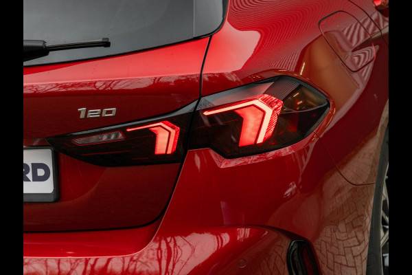 BMW 1-serie 120 M-Sport Pro - Pano - Trekhaak - Driving Ass - Camera