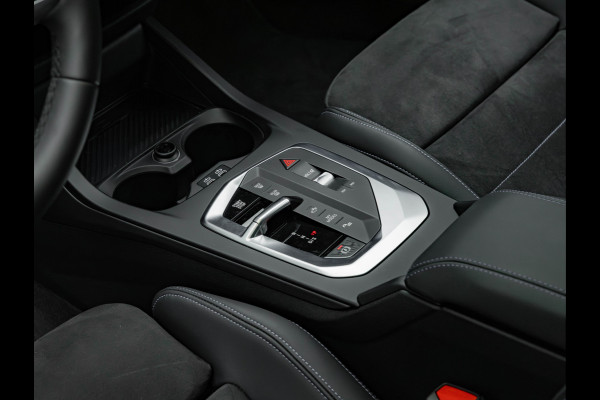 BMW 1-serie 120 M-Sport Pro - Pano - Trekhaak - Driving Ass - Camera