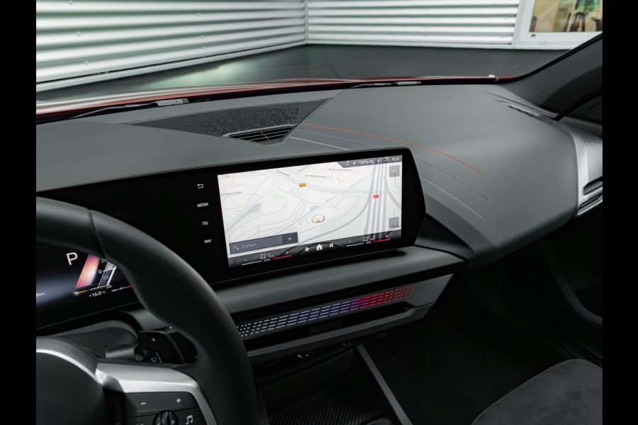 BMW 1-serie 120 M-Sport Pro - Pano - Trekhaak - Driving Ass - Camera