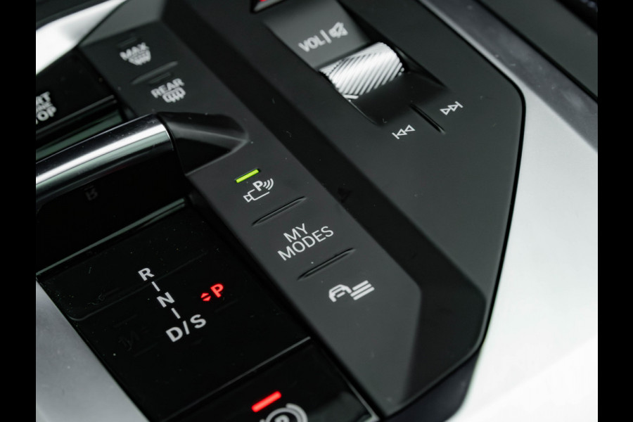 BMW 1-serie 120 M-Sport Pro - Pano - Trekhaak - Driving Ass - Camera