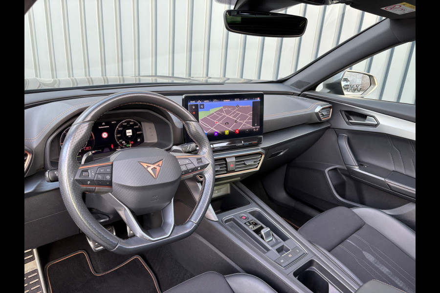 CUPRA Formentor 1.4 e-Hybrid 245Pk VZ Copper Edition | Panodak | Keyless | Camera | Prijs Rijklaar!! CUPRA Formentor 1.4 e-Hybrid 245Pk VZ Copper Edition | Panodak | Keyless | Camera | Prijs Rijklaar!!