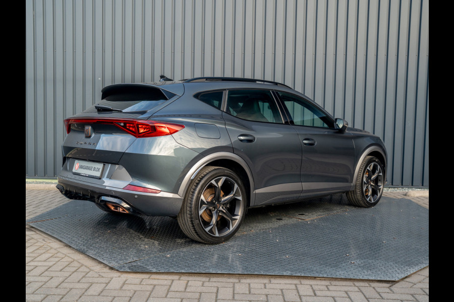 CUPRA Formentor 1.4 e-Hybrid 245Pk VZ Copper Edition | Panodak | Keyless | Camera | Prijs Rijklaar!! CUPRA Formentor 1.4 e-Hybrid 245Pk VZ Copper Edition | Panodak | Keyless | Camera | Prijs Rijklaar!!