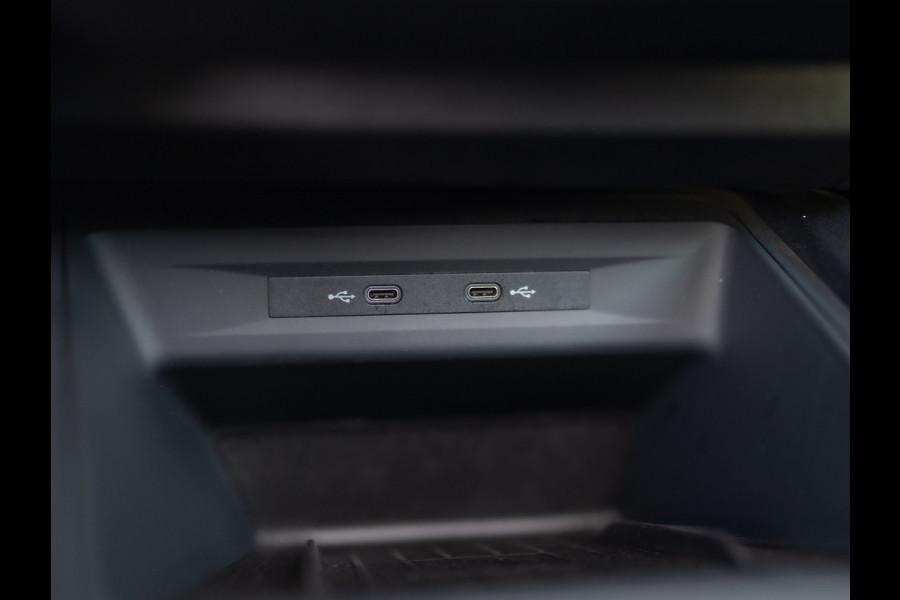 CUPRA Formentor 1.4 e-Hybrid 245Pk VZ Copper Edition | Panodak | Keyless | Camera | Prijs Rijklaar!! CUPRA Formentor 1.4 e-Hybrid 245Pk VZ Copper Edition | Panodak | Keyless | Camera | Prijs Rijklaar!!