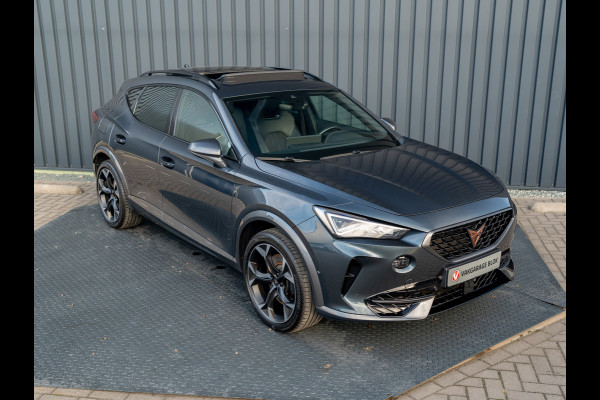 CUPRA Formentor 1.4 e-Hybrid 245Pk VZ Copper Edition | Panodak | Keyless | Camera | Prijs Rijklaar!! CUPRA Formentor 1.4 e-Hybrid 245Pk VZ Copper Edition | Panodak | Keyless | Camera | Prijs Rijklaar!!