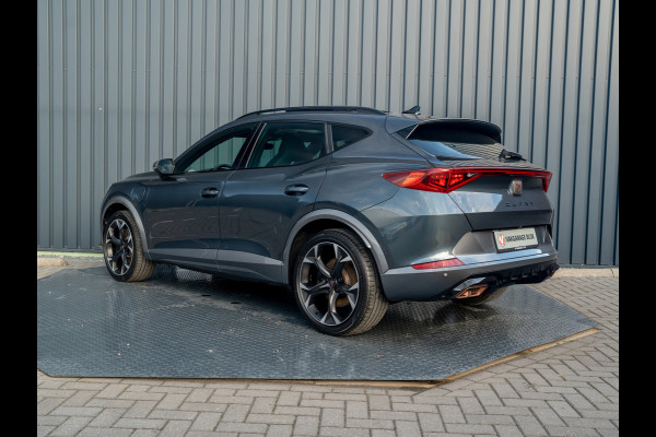 CUPRA Formentor 1.4 e-Hybrid 245Pk VZ Copper Edition | Panodak | Keyless | Camera | Prijs Rijklaar!! CUPRA Formentor 1.4 e-Hybrid 245Pk VZ Copper Edition | Panodak | Keyless | Camera | Prijs Rijklaar!!