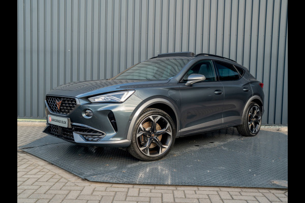 CUPRA Formentor 1.4 e-Hybrid 245Pk VZ Copper Edition | Panodak | Keyless | Camera | Prijs Rijklaar!! CUPRA Formentor 1.4 e-Hybrid 245Pk VZ Copper Edition | Panodak | Keyless | Camera | Prijs Rijklaar!!