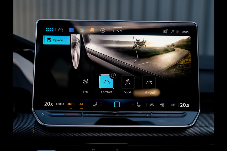Volkswagen GOLF Variant 1.5 eTSI R-Line Edition | Pano | Trekhaak wegkl. | IQ Light | Head Up | Elk. A-klep | Prijs Rijklaar!! Volkswagen GOLF Variant 1.5 eTSI R-Line Edition | Pano | Trekhaak wegkl. | IQ Light | Head Up | Elk. A-klep | Prijs Rijklaar!!