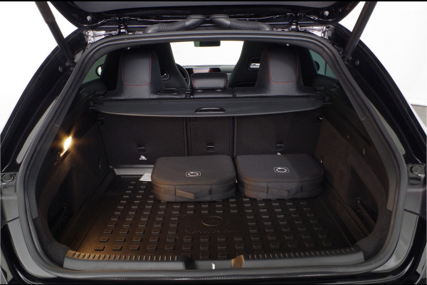 Mercedes-Benz CLA-Klasse Shooting Brake CLA Shooting Brake 250 e AMG Line > 218pk/Pano.schuif/Matrix LED/Memory/AMG velgen/trekhaak... Mercedes-Benz CLA-Klasse Shooting Brake CLA Shooting Brake 250 e AMG Line > 218pk/Pano.schuif/Matrix LED/Memory/AMG velgen/trekhaak...