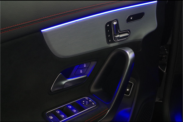 Mercedes-Benz CLA-Klasse Shooting Brake CLA Shooting Brake 250 e AMG Line > 218pk/Pano.schuif/Matrix LED/Memory/AMG velgen/trekhaak... Mercedes-Benz CLA-Klasse Shooting Brake CLA Shooting Brake 250 e AMG Line > 218pk/Pano.schuif/Matrix LED/Memory/AMG velgen/trekhaak...