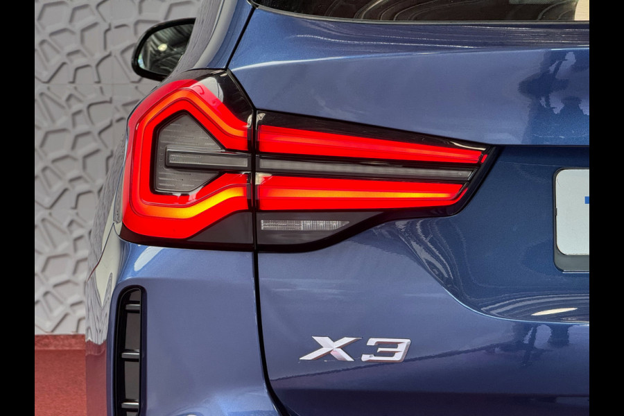 BMW X3 2.0i XDRIVE M-SPORT LEER LED NAVI CAMERA STOEL/STUUR VERW. ELEK.KLEP BMW X3 2.0i XDRIVE M-SPORT LEER LED NAVI CAMERA STOEL/STUUR VERW. ELEK.KLEP