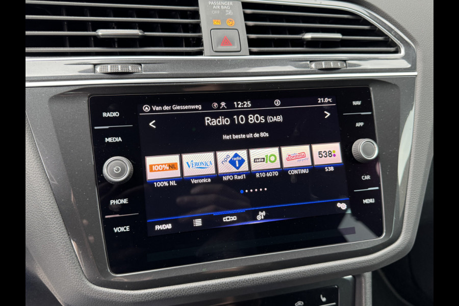 Volkswagen Tiguan 1.5 TSI R-Line Business+ | Keyless | Side Assist | Elk A-klep | IQ Light Prijs Rijklaar!!