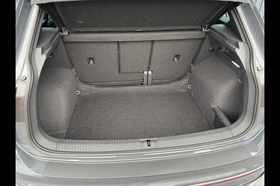 Volkswagen Tiguan 1.5 TSI R-Line Business+ | Keyless | Side Assist | Elk A-klep | IQ Light Prijs Rijklaar!!