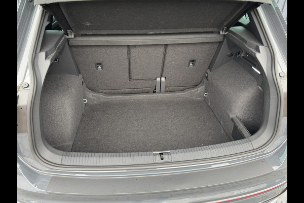 Volkswagen Tiguan 1.5 TSI R-Line Business+ | Keyless | Side Assist | Elk A-klep | IQ Light Prijs Rijklaar!!