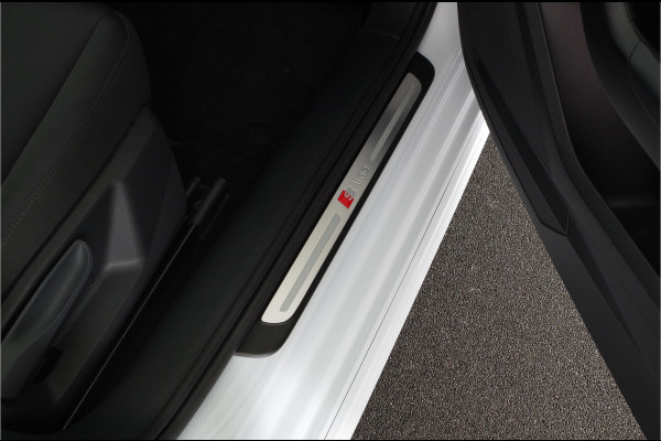 Audi A1 Sportback 30 TFSI S line > 116pk/Zwart dak/17inch/Glacier White/stoelverwarming...