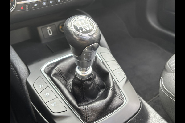 Ford FOCUS Wagon 1.0 EcoBoost Titanium Panodak | Stoel |Stuur Verwarming | Topstaat!