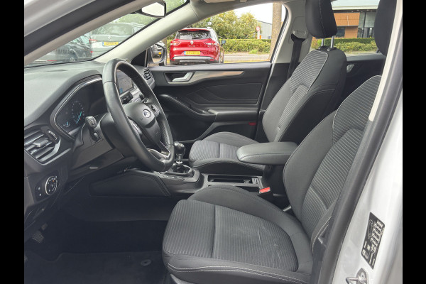 Ford FOCUS Wagon 1.0 EcoBoost Titanium Panodak | Stoel |Stuur Verwarming | Topstaat!
