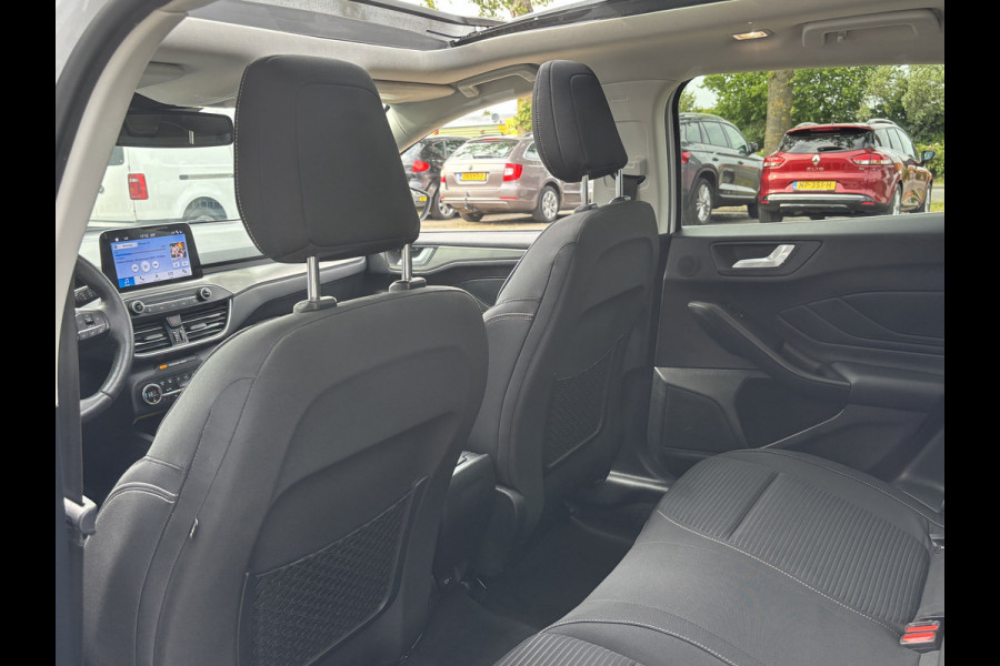 Ford FOCUS Wagon 1.0 EcoBoost Titanium Panodak | Stoel |Stuur Verwarming | Topstaat!