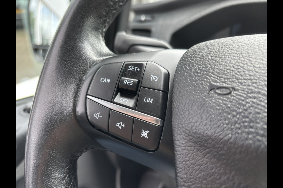 Ford Transit Custom 300 2.0 TDCI L2H1 Trend | Navi | Apple Carplay | Cruise Ford Transit Custom 300 2.0 TDCI L2H1 Trend | Navi | Apple Carplay | Cruise
