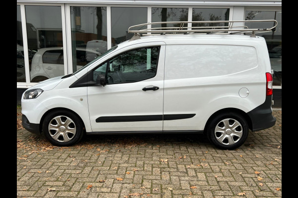 Ford Transit Courier 1.5 TDCI Ambiente Airco | Navigatie | 4 Cillinder | Imperiaal Ford Transit Courier 1.5 TDCI Ambiente Airco | Navigatie | 4 Cillinder | Imperiaal