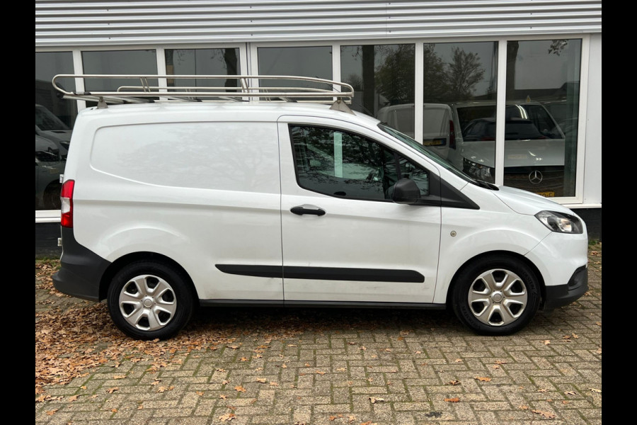 Ford Transit Courier 1.5 TDCI Ambiente Airco | Navigatie | 4 Cillinder | Imperiaal Ford Transit Courier 1.5 TDCI Ambiente Airco | Navigatie | 4 Cillinder | Imperiaal