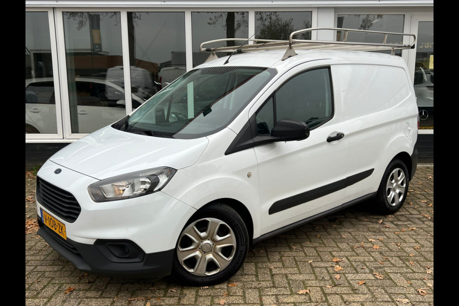 Ford Transit Courier 1.5 TDCI Ambiente Airco | Navigatie | 4 Cillinder | Imperiaal Ford Transit Courier 1.5 TDCI Ambiente Airco | Navigatie | 4 Cillinder | Imperiaal