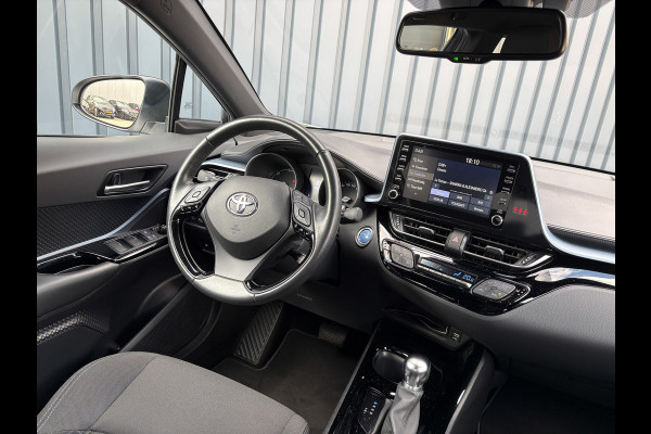 Toyota C-HR 2.0 Hybrid Bi-Tone | Dodehoek sensoren | Stuur&Stoel verw. | Parkeersensoren | Prijs Rijklaar!! Toyota C-HR 2.0 Hybrid Bi-Tone | Dodehoek sensoren | Stuur&Stoel verw. | Parkeersensoren | Prijs Rijklaar!!