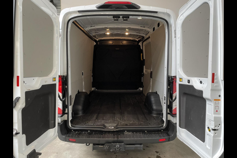 Ford Transit 130pk Automaat L2H2 Navi Camera Trekhaak Cruise control ACC Airco